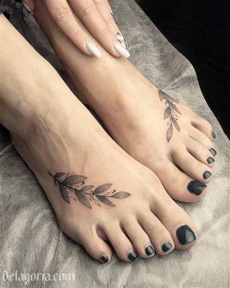 tatuajes en pies de mujer|34 ideas hermosas de Tatuajes en pie para mujeres